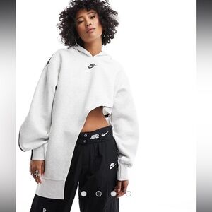 NWT Nike Tech Fleece oversized asymmetrical hoodie in gray